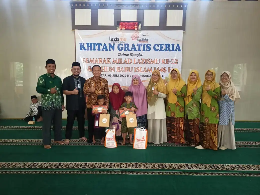 Kabupaten Blitar Gelar Khitan Ceria