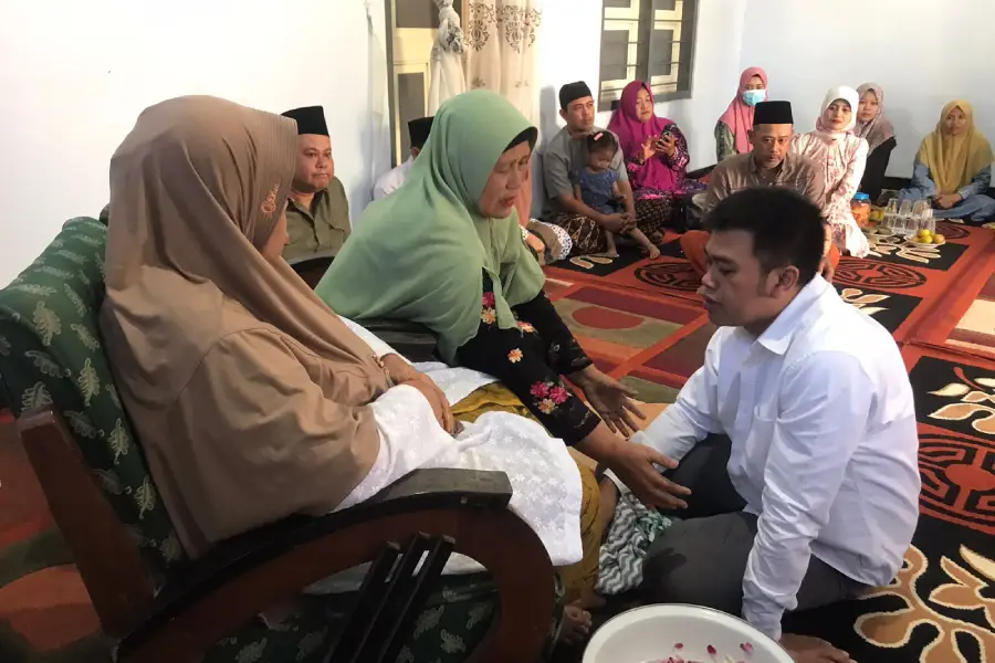 Syauqul Muhibbin Sungkeman Permohonan Restu untuk Maju Cawalkot Blitar