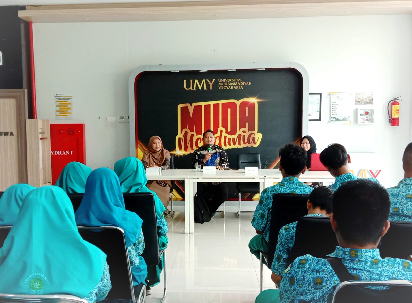 SMA Muhammadiyah 1 Blitar Studi Kampus