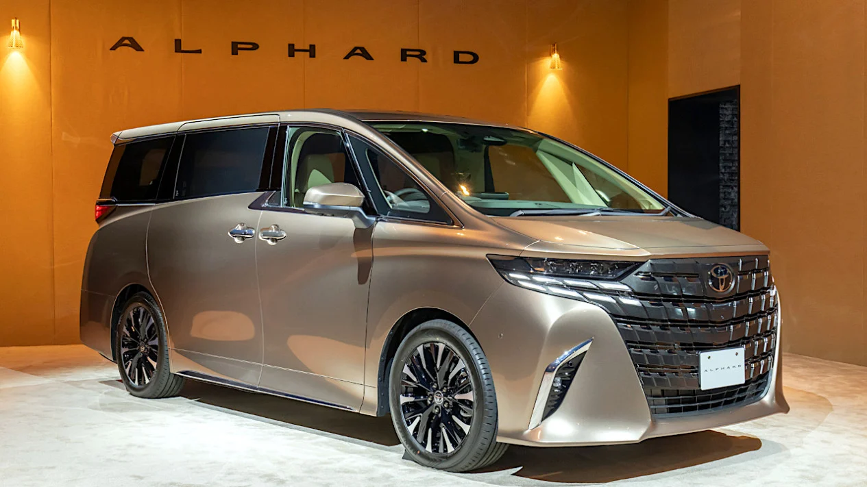 mobil Alphard